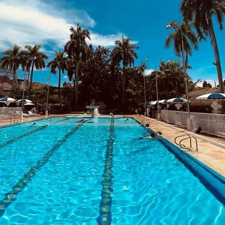 Hotel Bachue Girardot Buitenkant foto