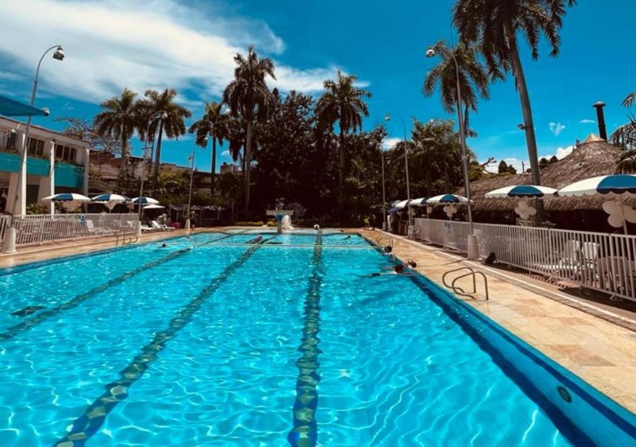 Hotel Bachue Girardot Buitenkant foto