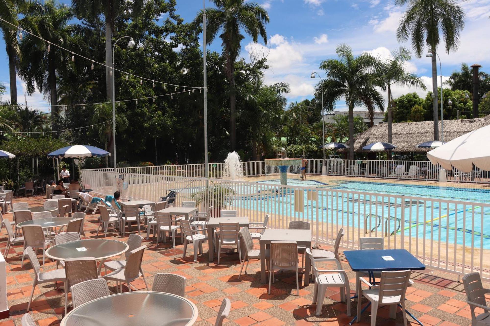 Hotel Bachue Girardot Buitenkant foto