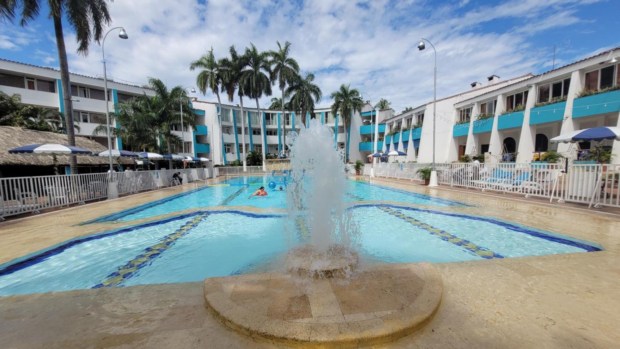 Hotel Bachue Girardot Buitenkant foto