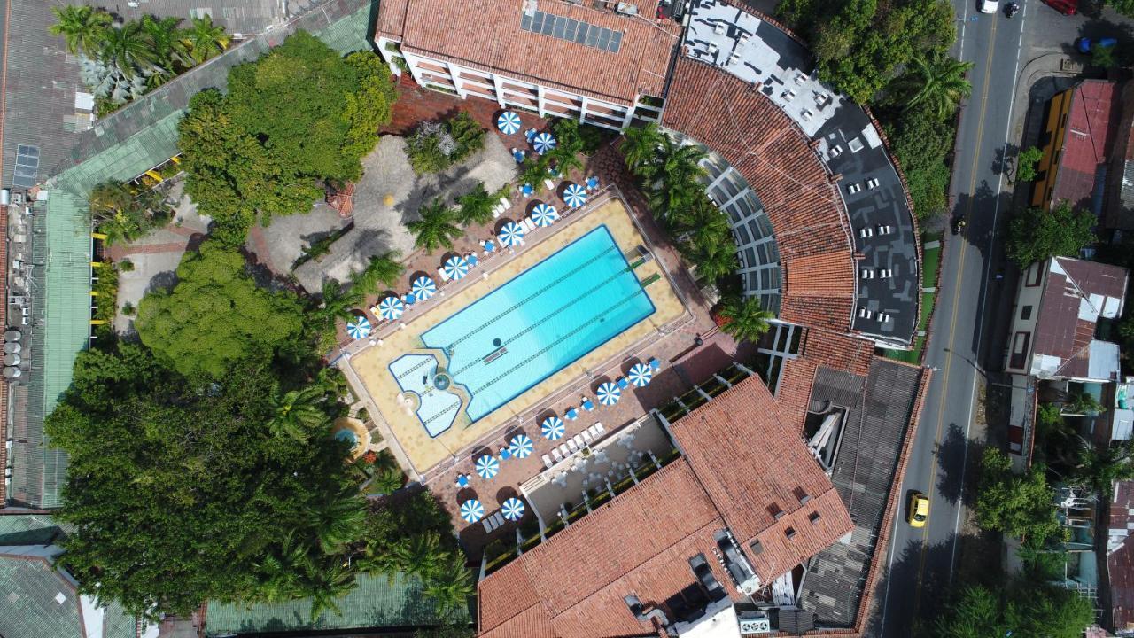 Hotel Bachue Girardot Buitenkant foto