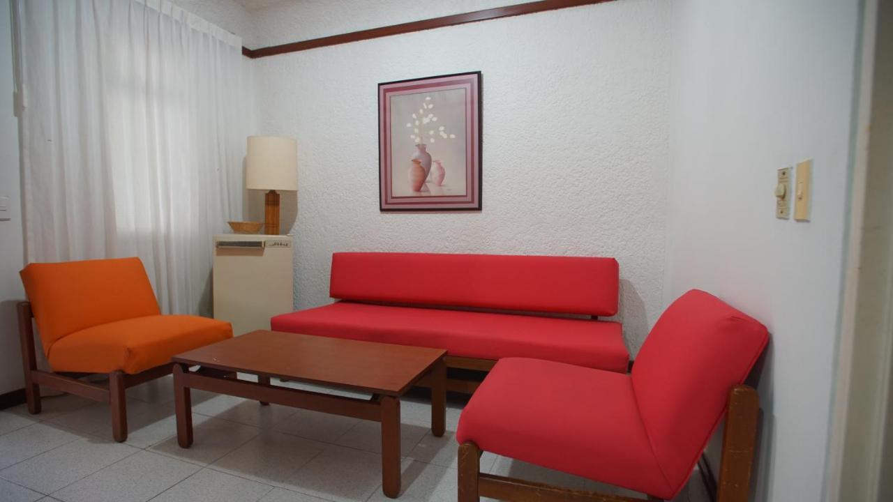 Hotel Bachue Girardot Buitenkant foto