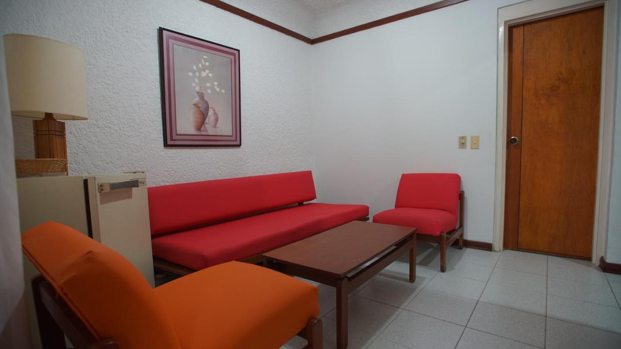Hotel Bachue Girardot Buitenkant foto