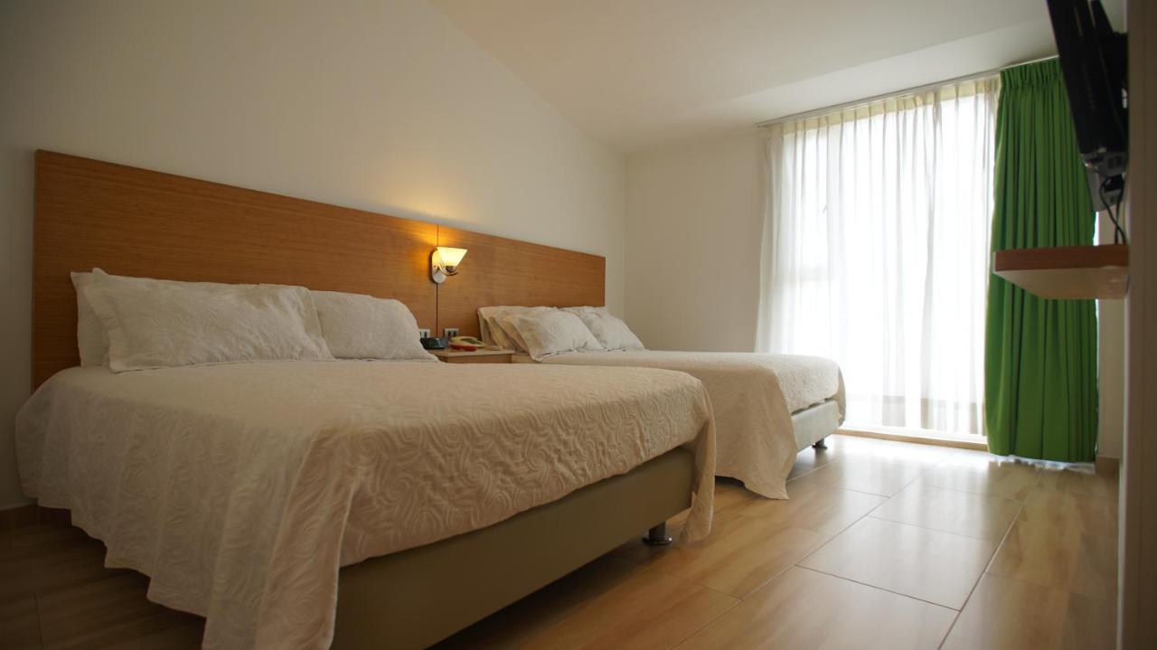 Hotel Bachue Girardot Buitenkant foto